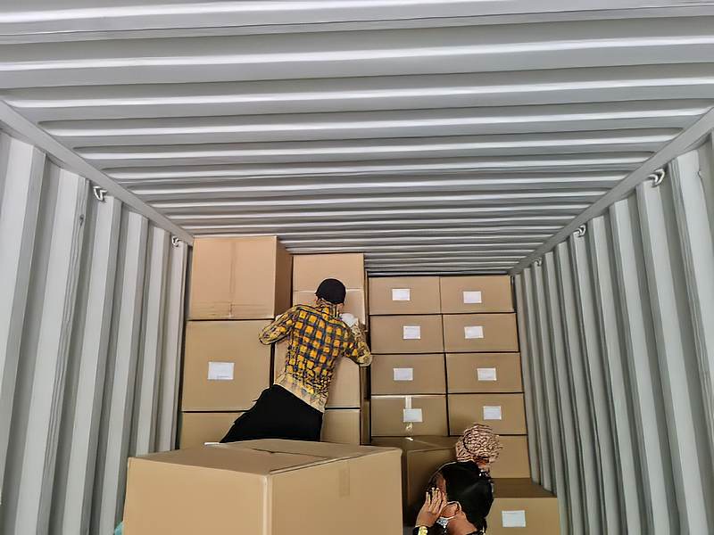 ٦. التعبئة والتسليم